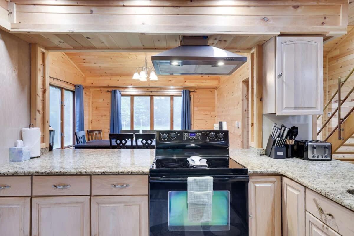 Relax In Blakeslee - Spacious 5Br Home With Bbq Exterior foto